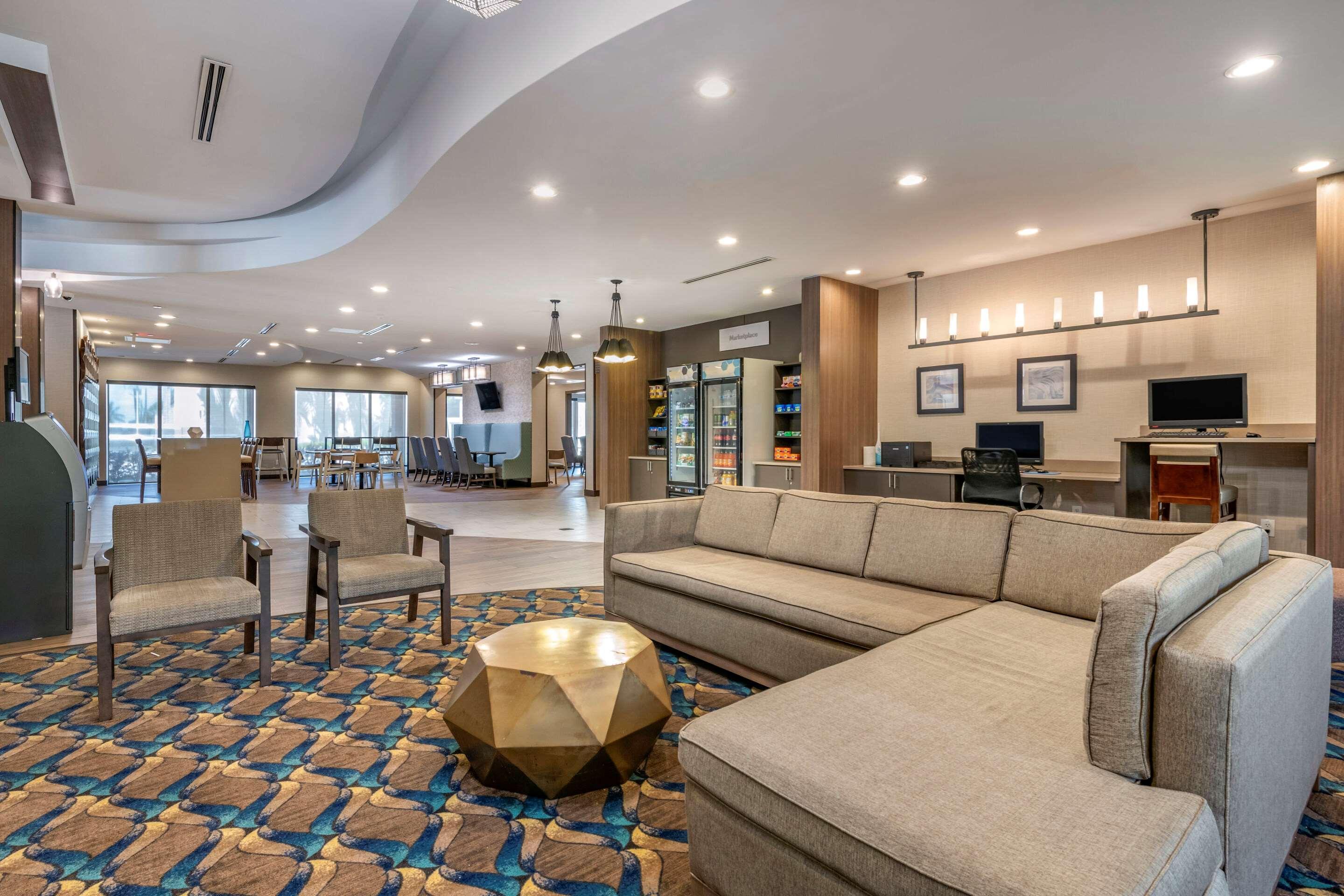 Comfort Suites Fort Lauderdale Airport & Cruise Port Dania Beach Zewnętrze zdjęcie