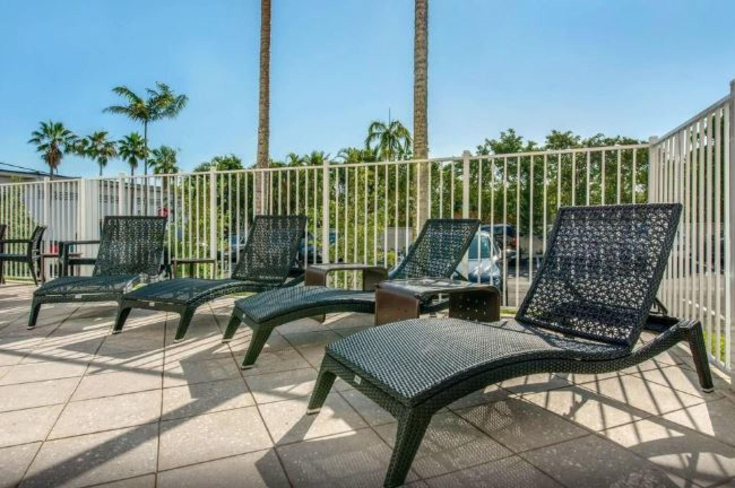 Comfort Suites Fort Lauderdale Airport & Cruise Port Dania Beach Zewnętrze zdjęcie